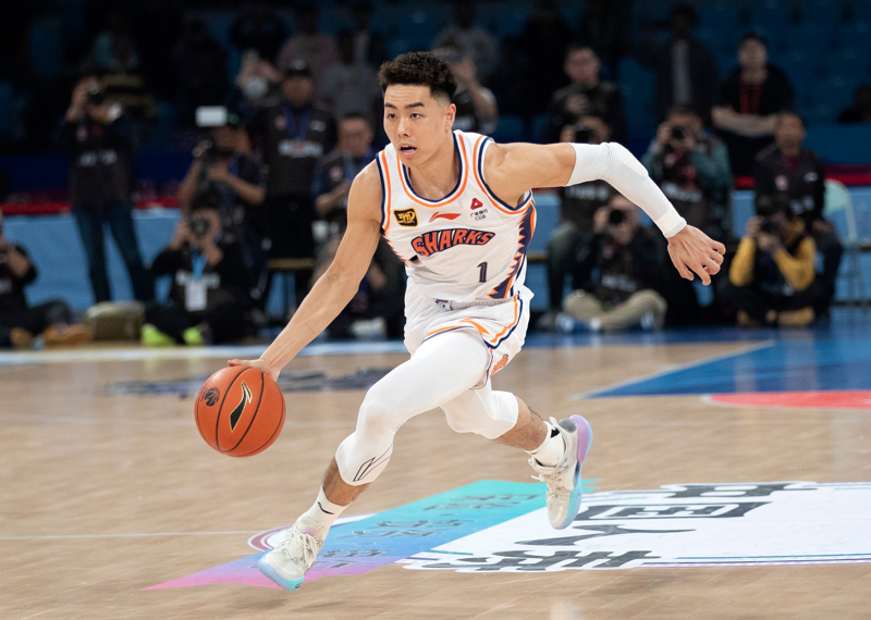 上海久事迎全明星赛关键赛,今晨完成体检,赛场秩序良好,身体对抗强度拉满 上海久事迎全明星赛关键赛,今晨完成体检,赛场秩序良好,身体对抗强度拉满